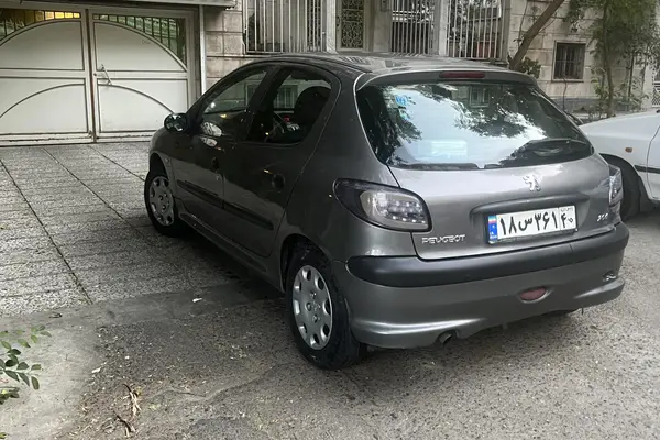 پژو  206
