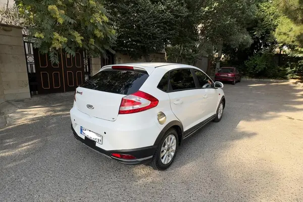 ام وی ام  315هاچ بک