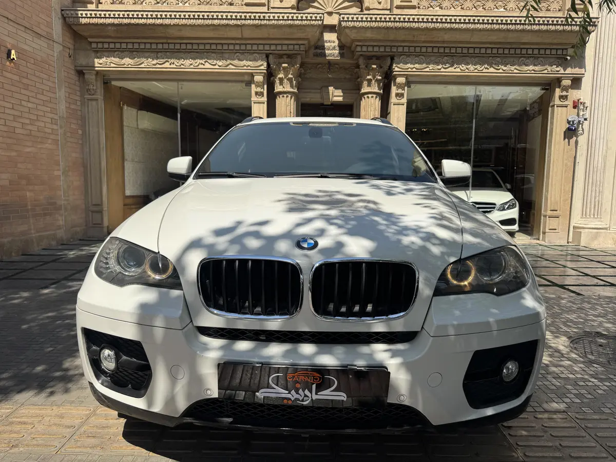 ب ام و،  X6