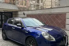 آلفارومئو، جولیتا