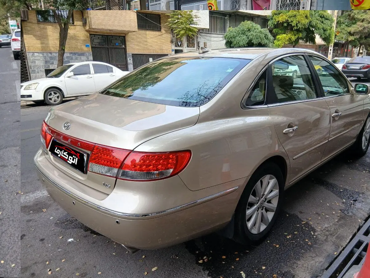 هیوندای،  آزرا (گرنجور)