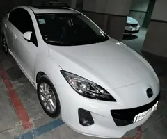 مزدا، 3 نیو صندوق دار