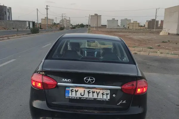 جک  جی 4