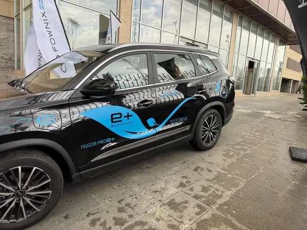 فونیکس، تیگو 8 پرو هیبرید (F8 PRO PHEV)