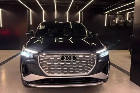 آئودی، Q4 e-tron