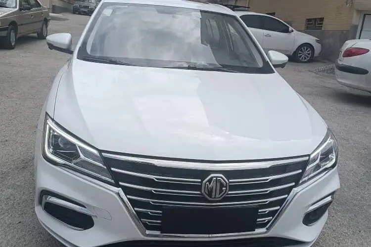 ام جی، 5
