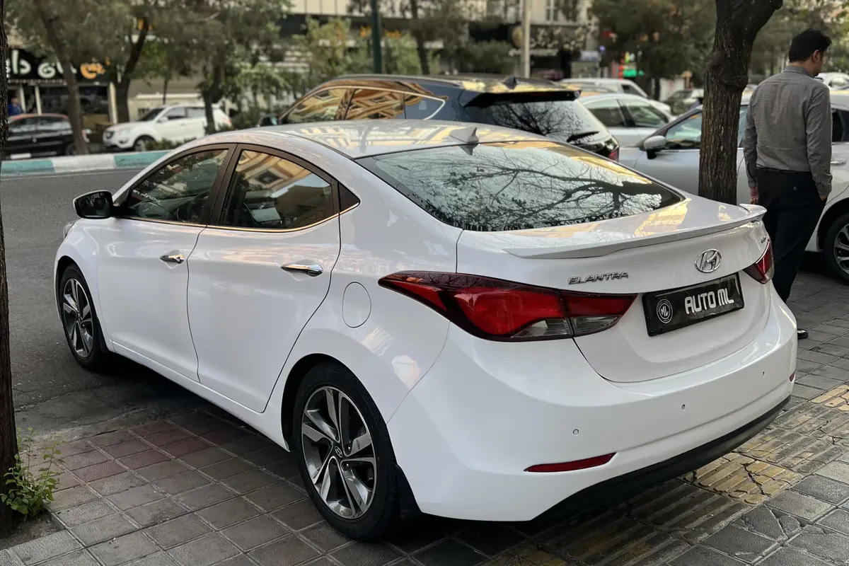 هیوندای  النترا