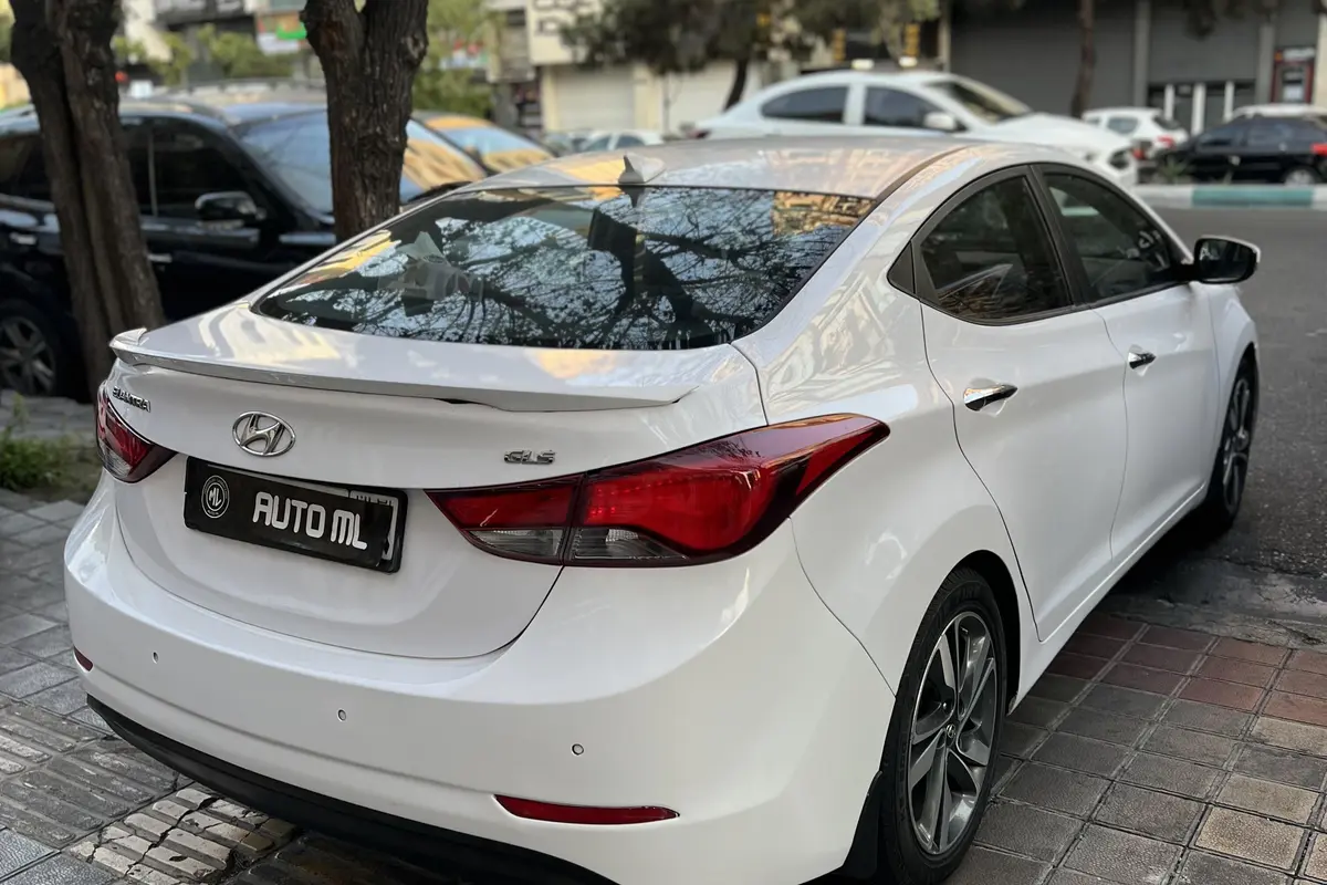 هیوندای  النترا