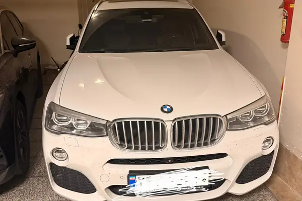 ب ام و  X3