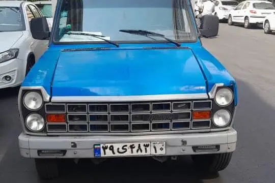 زامیاد،  وانت نیسان