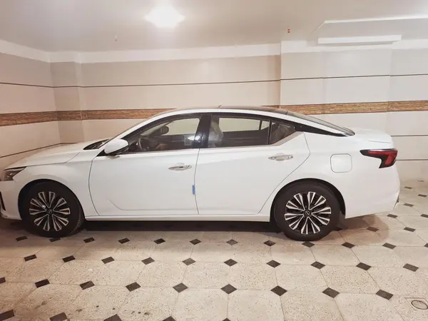 نیسان، آلتیما