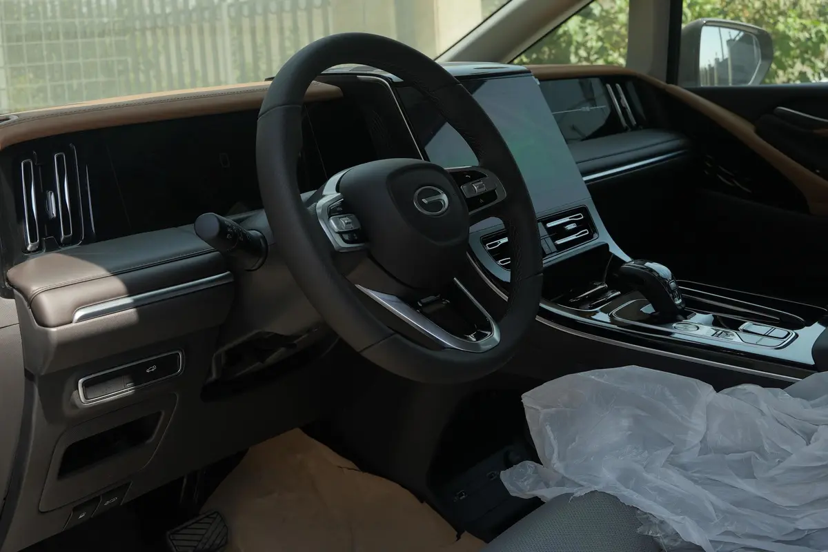 حواله جی ای سی،  M8