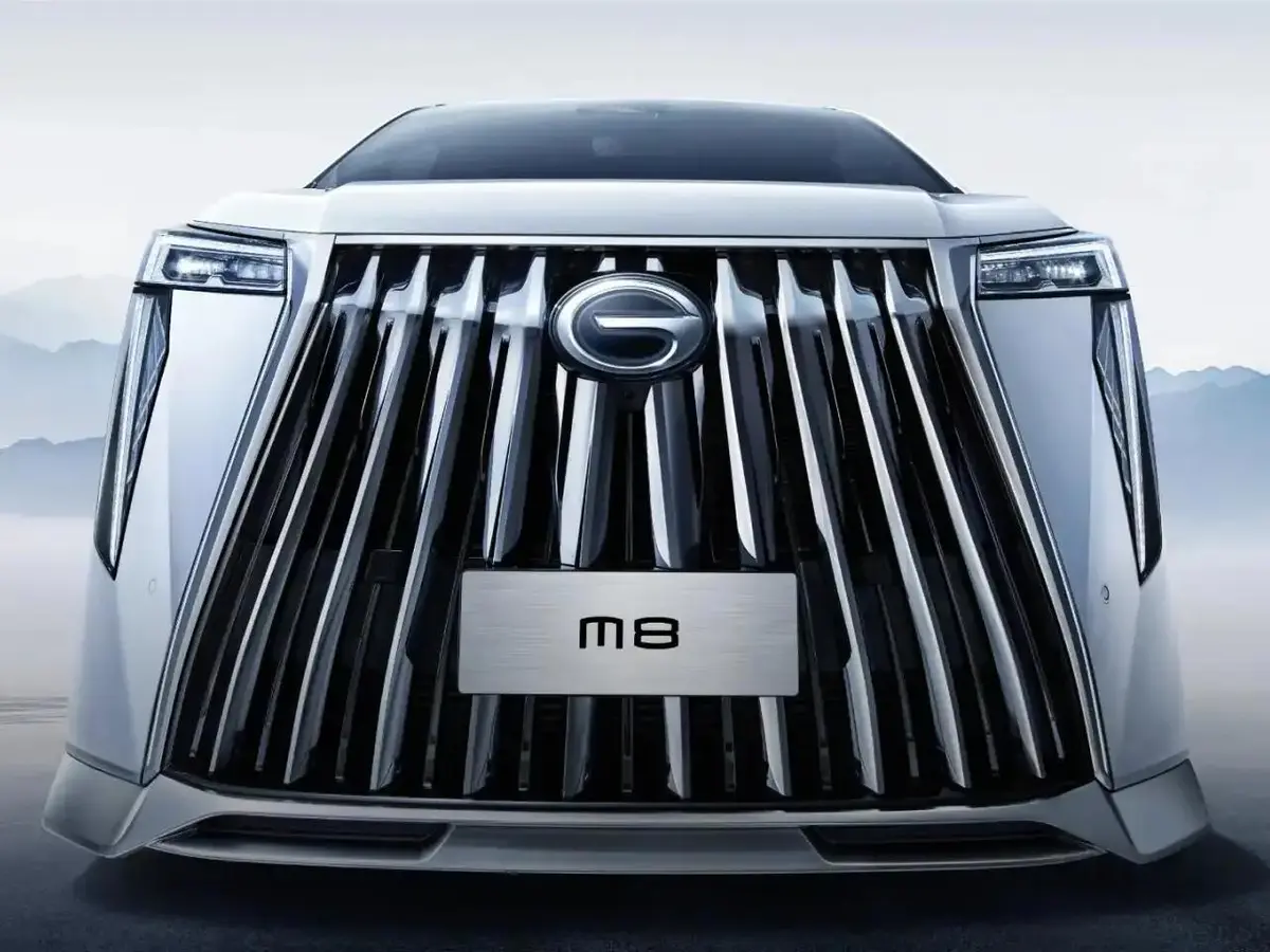 جی ای سی،  M8