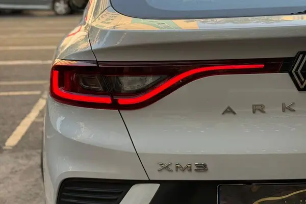 رنو، آرکانا XM3