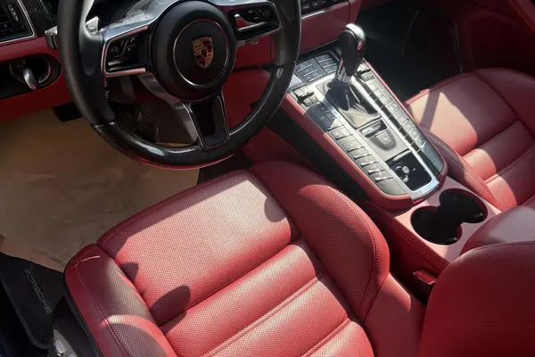 پورشه، ماکان