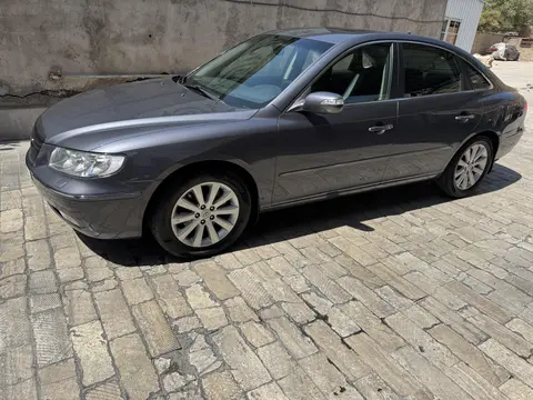 هیوندای، آزرا (گرنجور)