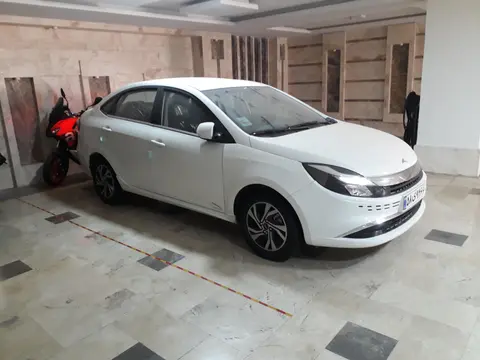 کی ام سی، ایگل