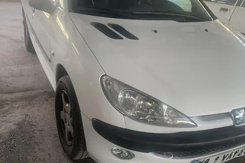 پژو، 206 SD
