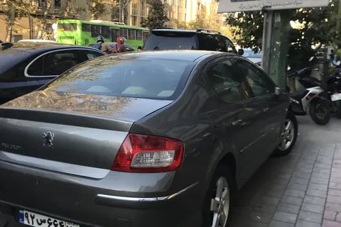 پژو، 407