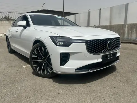 ولوو، S90