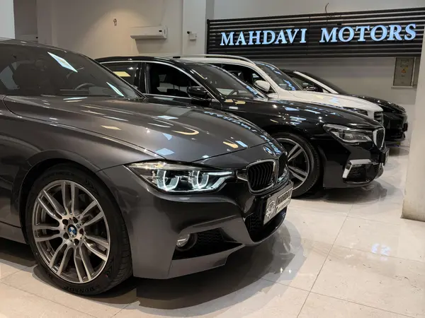 ب ام و، سری 3 سدان