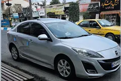 مزدا، 3 نیو صندوق دار