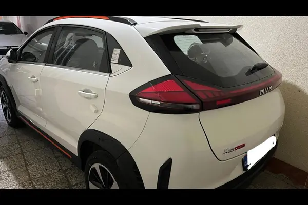 ام وی ام، X33 کراس