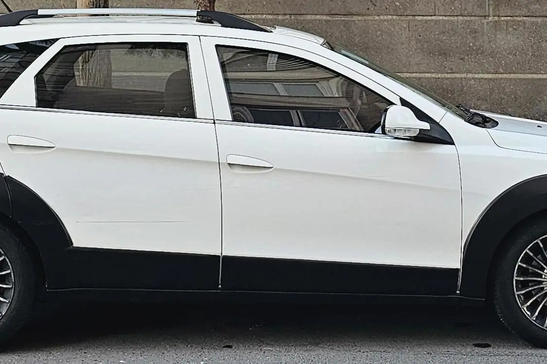 دانگ فنگ،  H30 کراس