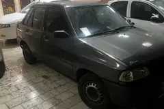 پراید، صندوق دار