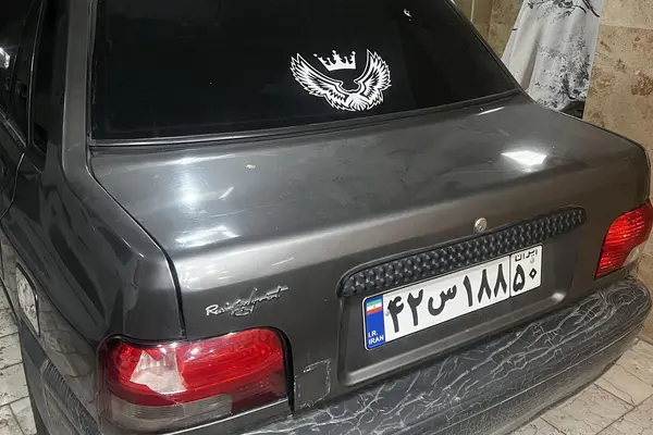 پراید، صندوق دار