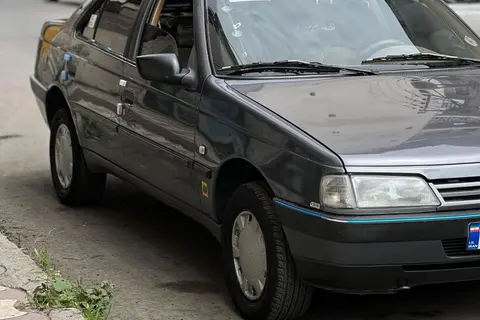 پژو، 405