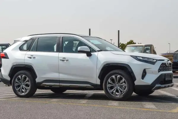 تویوتا، راوفور