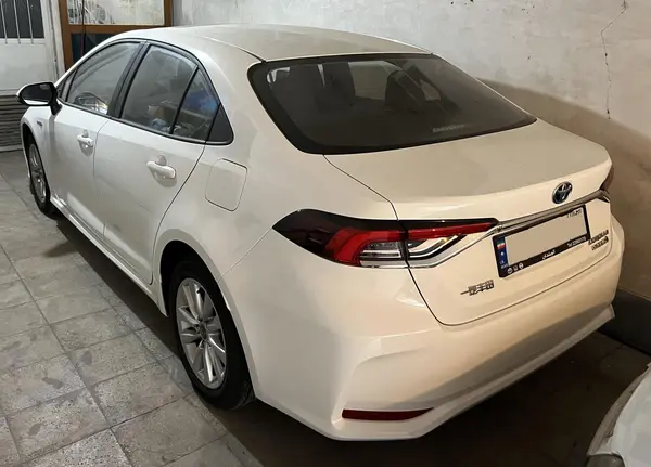 تویوتا، کرولا هیبرید