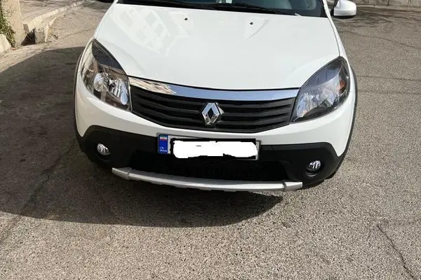 رنو، ساندرو استپ وی