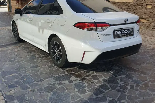 تویوتا، لوین هیبرید