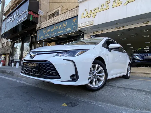 تویوتا، کرولا هیبرید