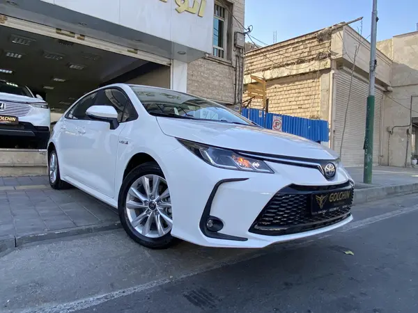 تویوتا، کرولا هیبرید