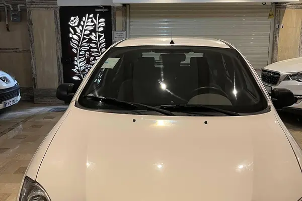 تیبا، هاچ بک