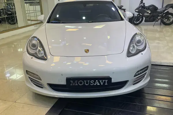 پورشه، پانامرا