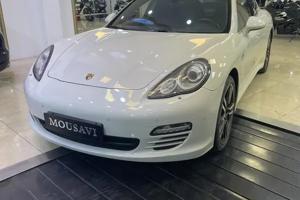 پورشه، پانامرا