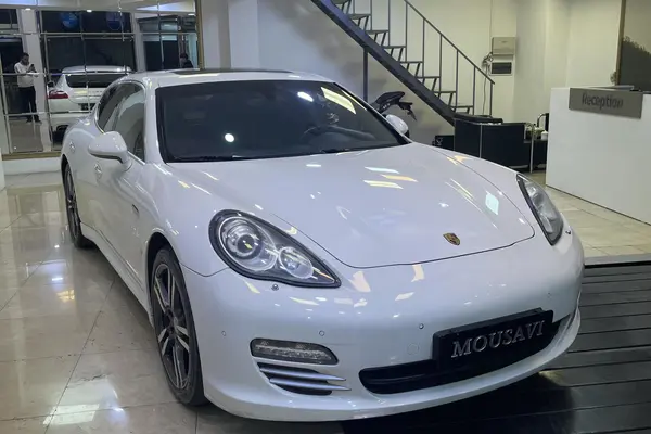 پورشه، پانامرا