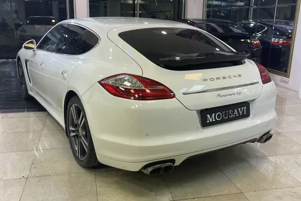 پورشه، پانامرا