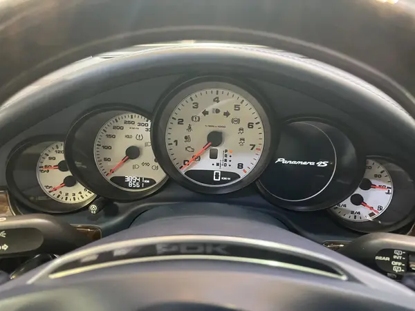 پورشه، پانامرا