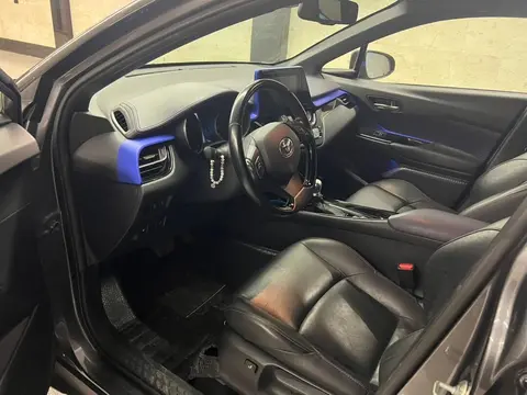 تویوتا، C-HR