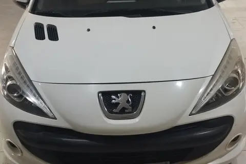 پژو، 207