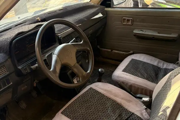 پراید، صندوق دار