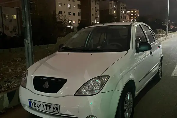 تیبا، هاچ بک