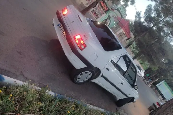 پژو  405