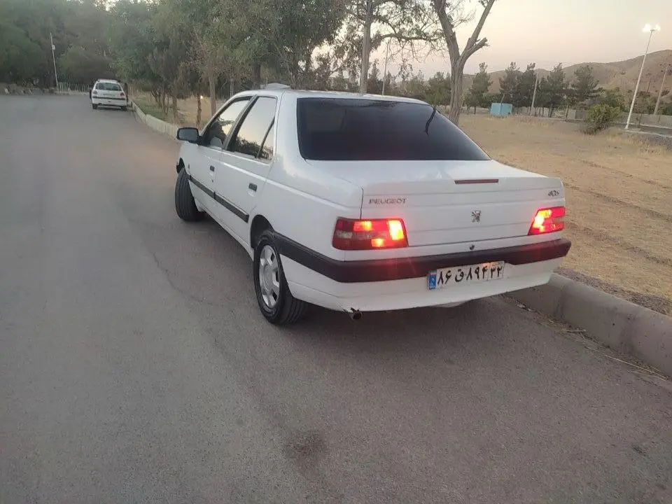 پژو  405