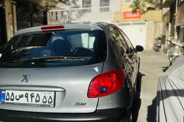 پژو  206